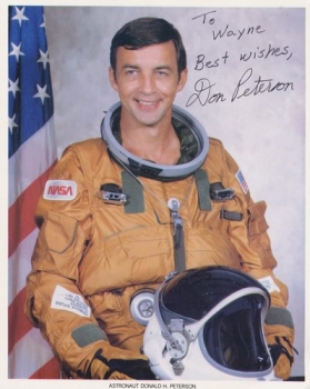 NASA Astronaut Donald H. Peterson: signed Photo