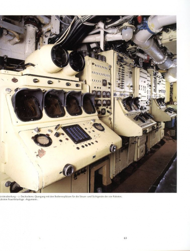 Juliett U 461: Das russische Flugkörper-U-Boot U 461 der Juliett-Klasse in Peenemünde